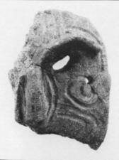 縄文時代の土製仮面